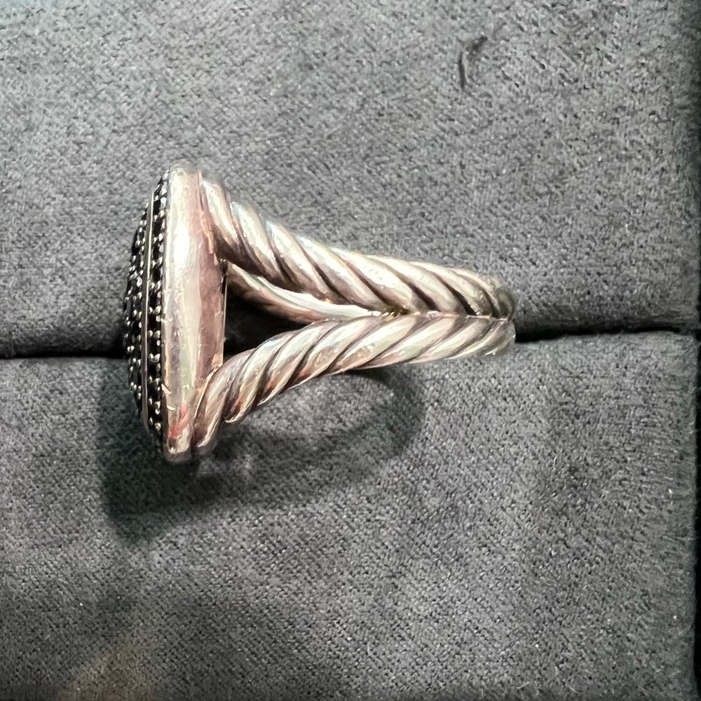 David Yurman Ring - Picture 6 of 9